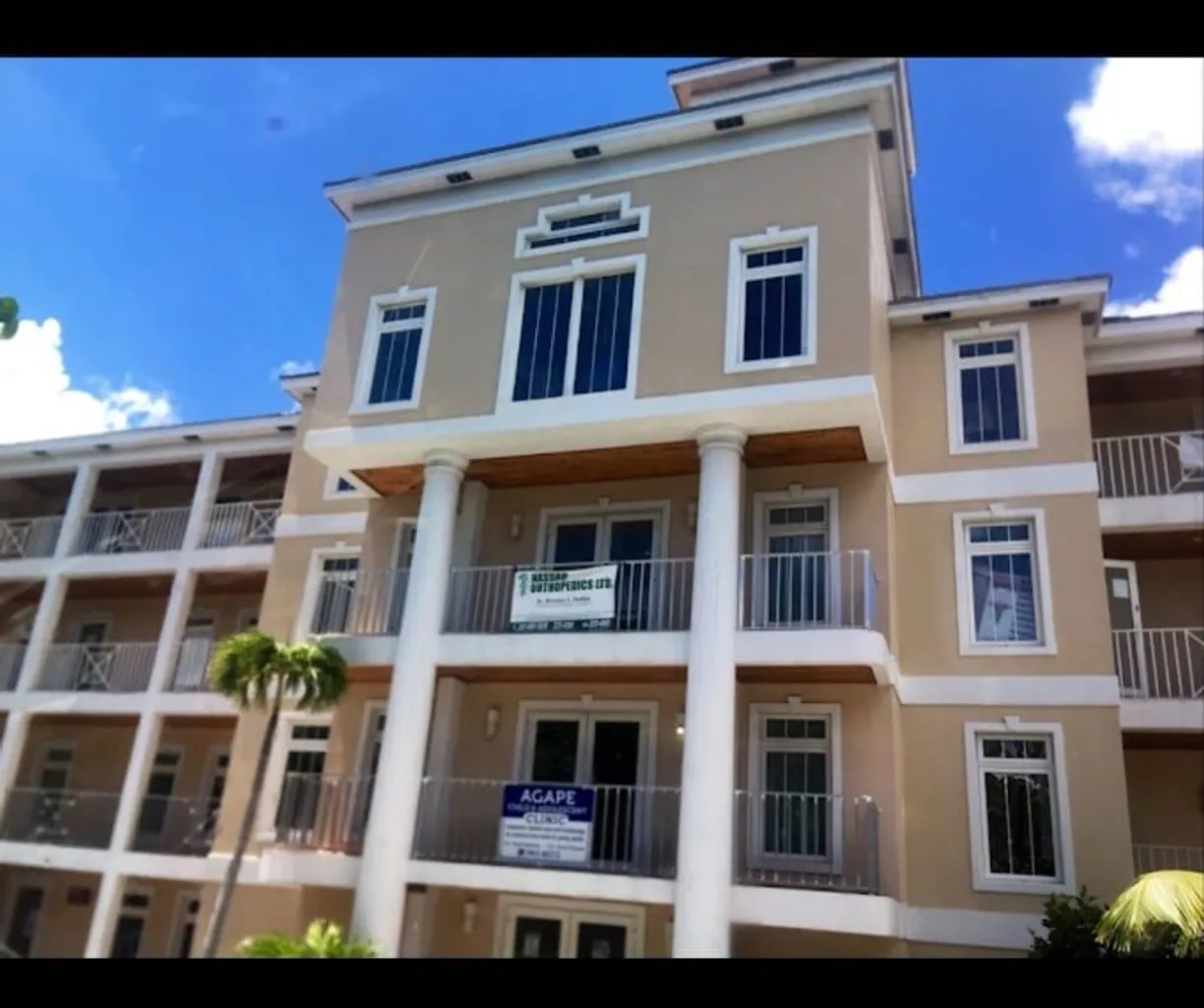 Bahamas Real Estate | View HILLTOP MEDICAL COMPLEX, 9
