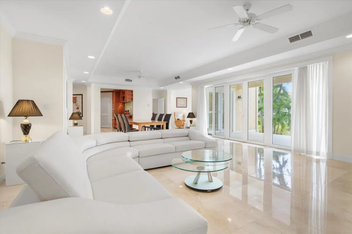 Bahamas Real Estate | View 14 HARBOUR BREEZE | 3 Beds, 3 Baths