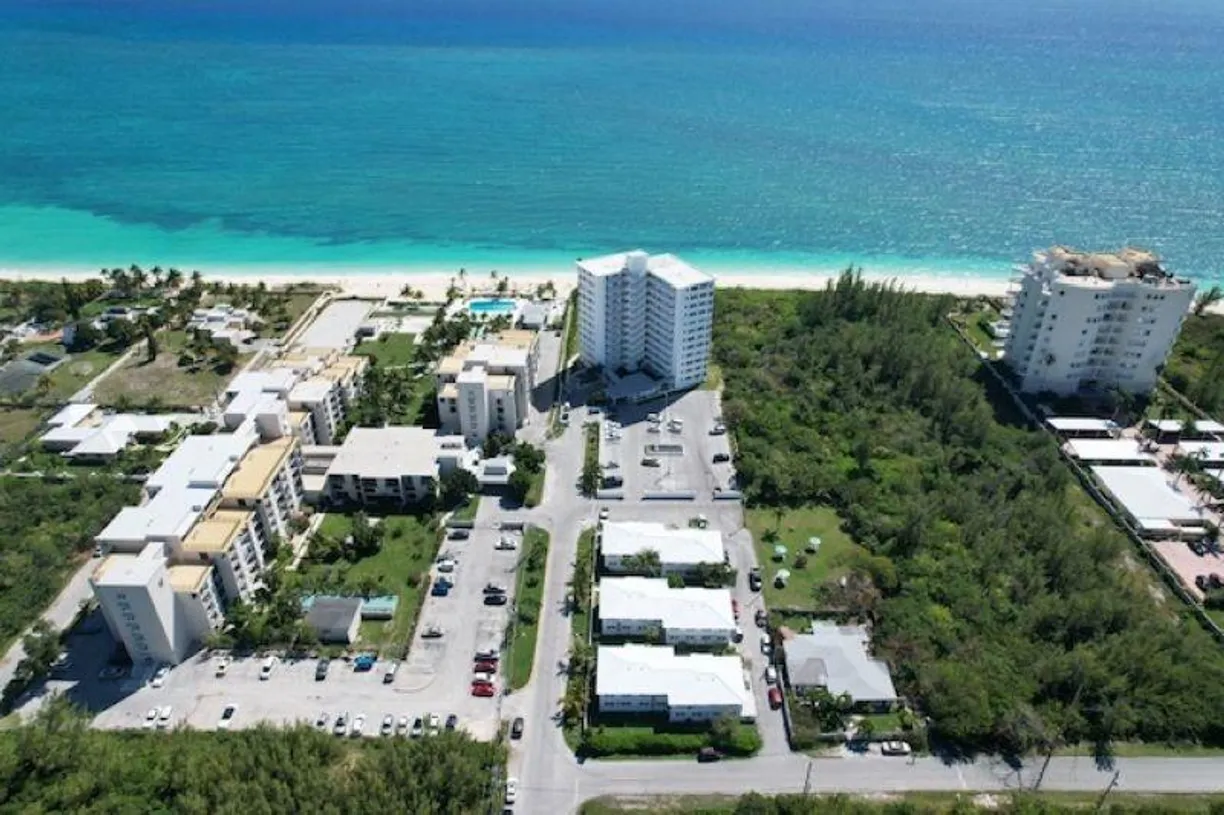 Bahamas Real Estate | View RIVIERA TOWERS, 605 | Listing