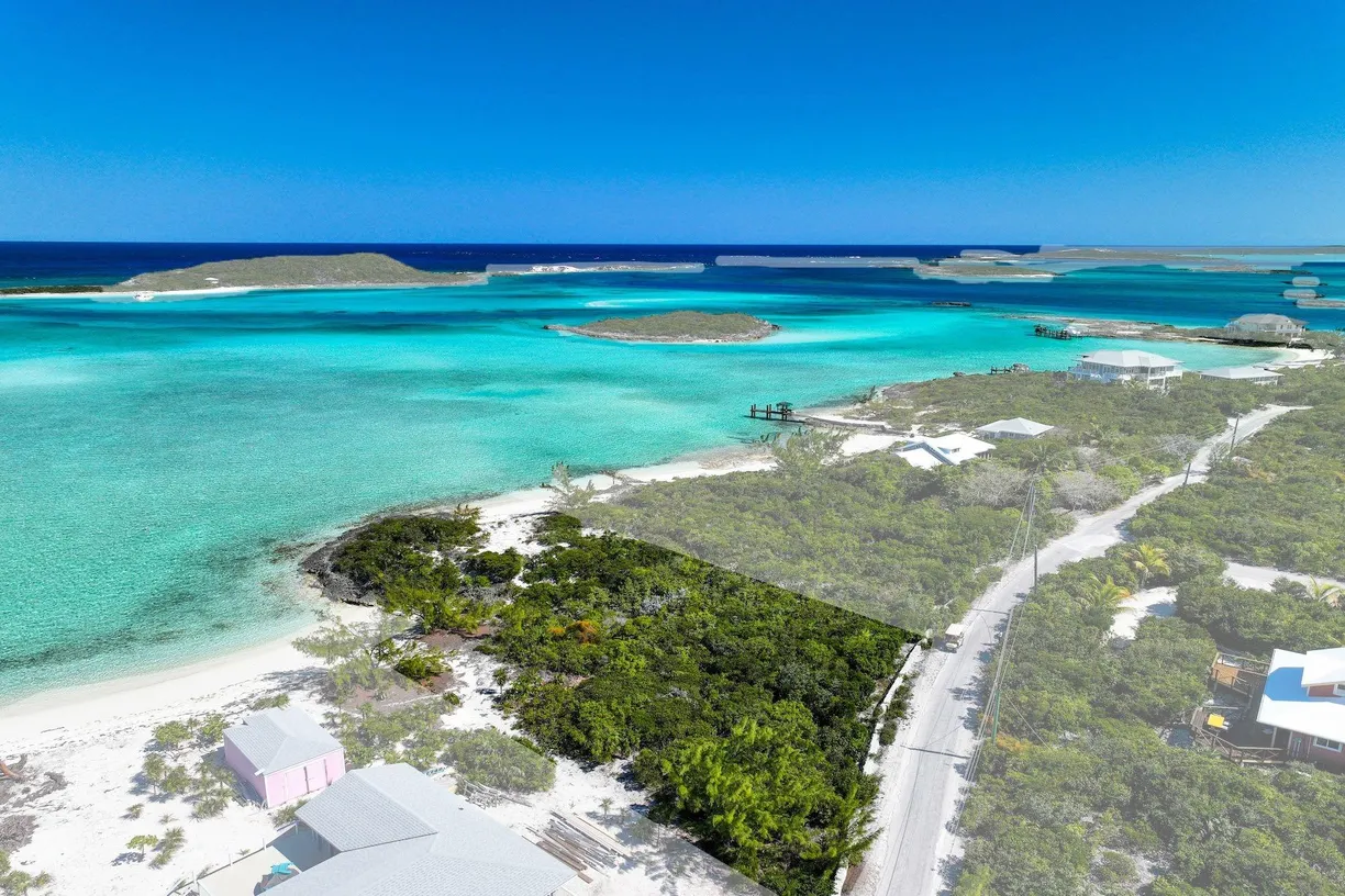 STANIEL CAY BEACHFRONT 7 Exuma Cays Property For Sale