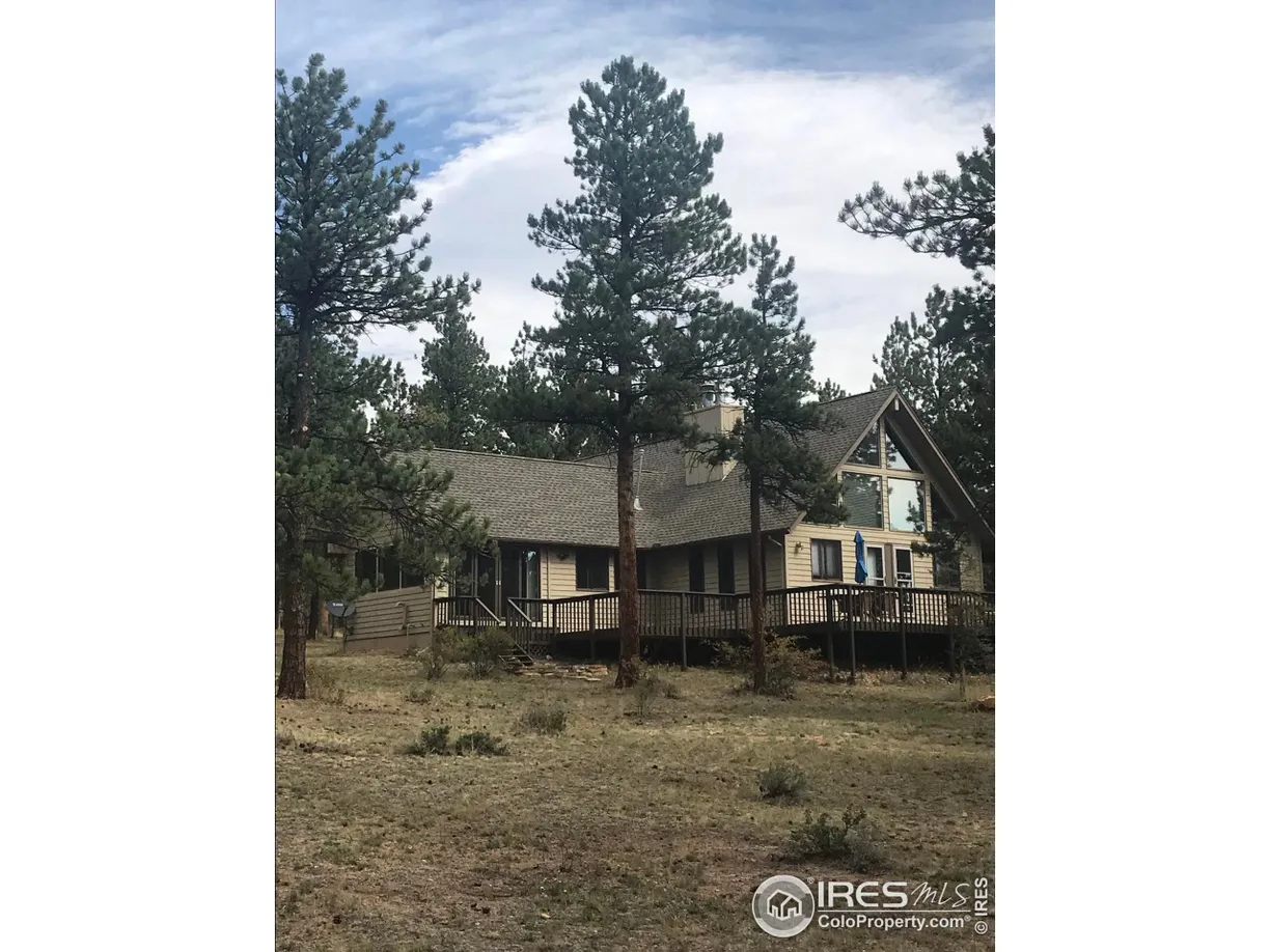 Denver Real Estate | View Black Canyon Dr | 3 Beds, 2 Baths