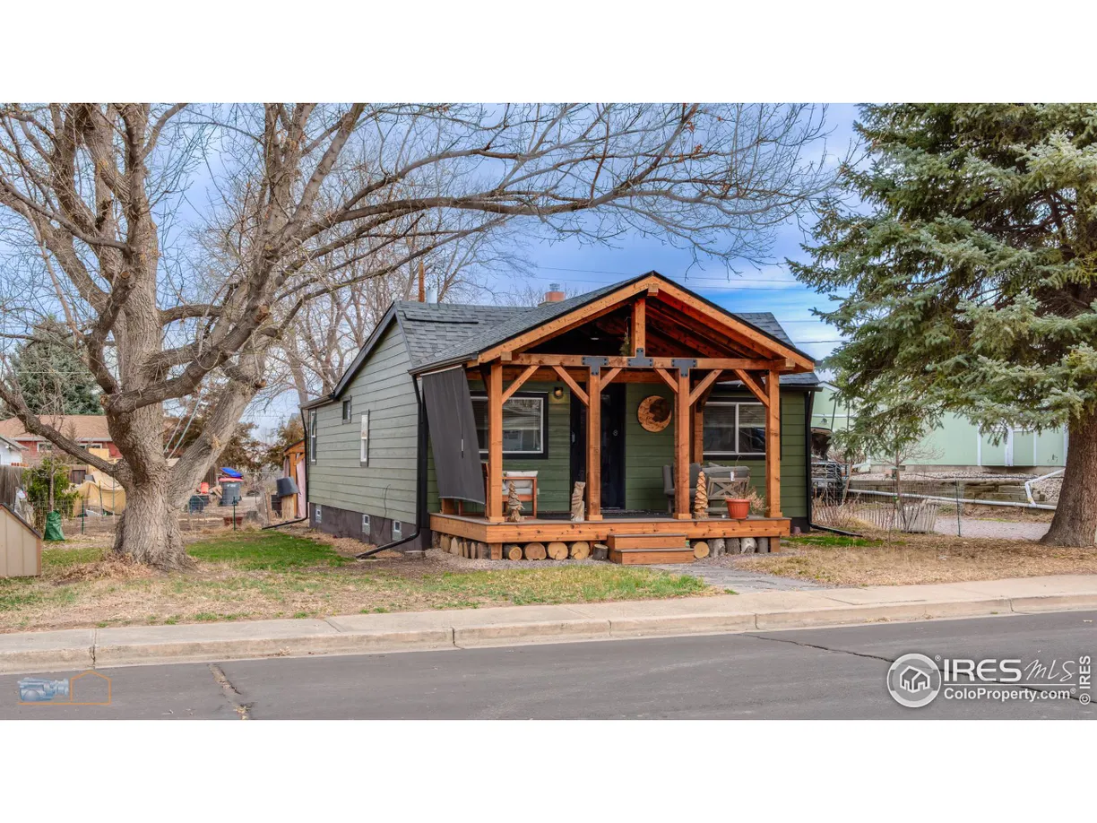 Denver Real Estate | View 2nd St | 2 Beds