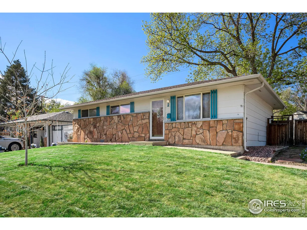 Denver Real Estate | View Lincoln Pl | 3 Beds, 1 Bath