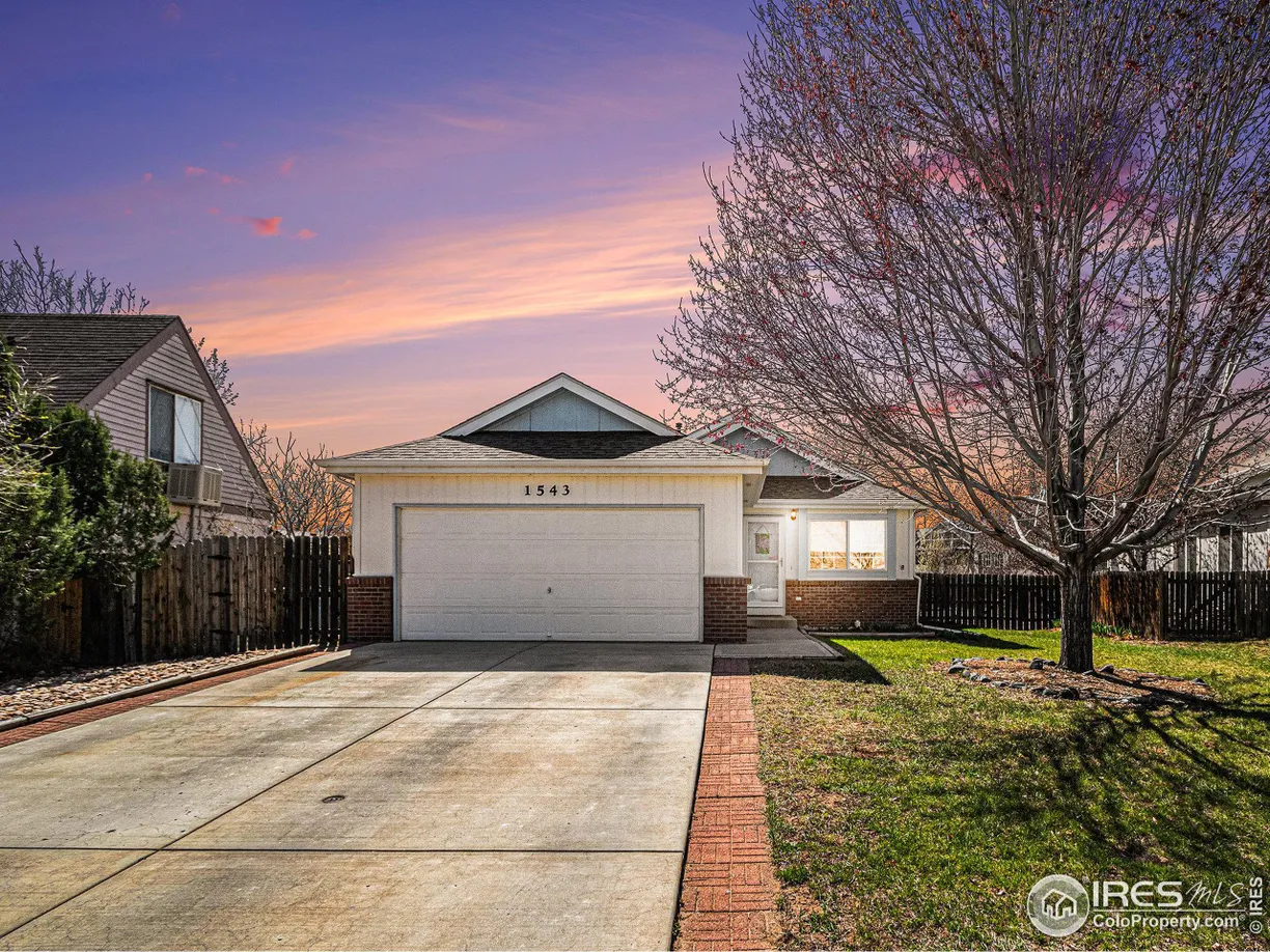 Denver Real Estate | View Bayberry Cir | 3 Beds, 2 Baths
