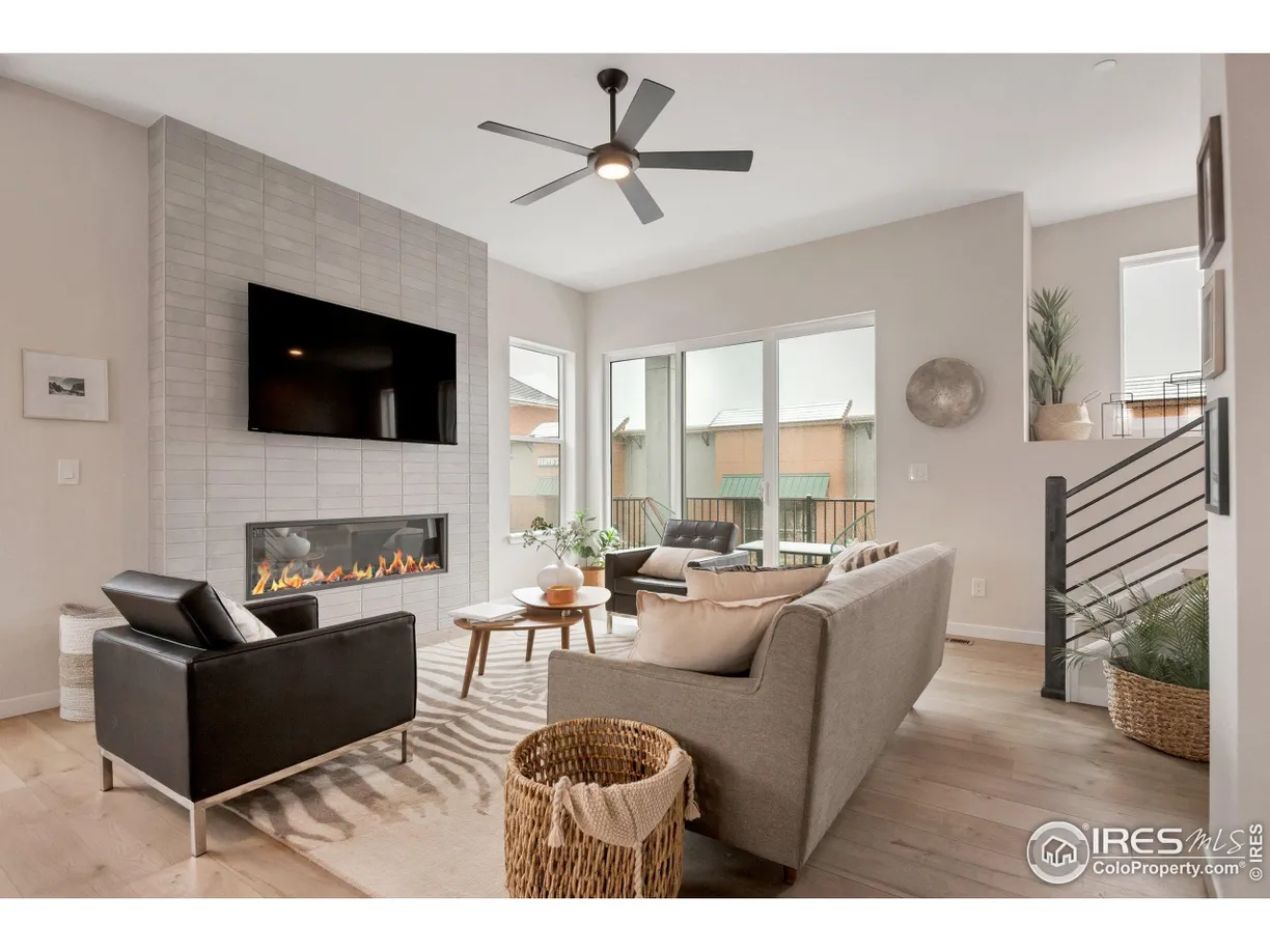 Denver Real Estate | View Superior Dr | 3 Beds, 3 Baths