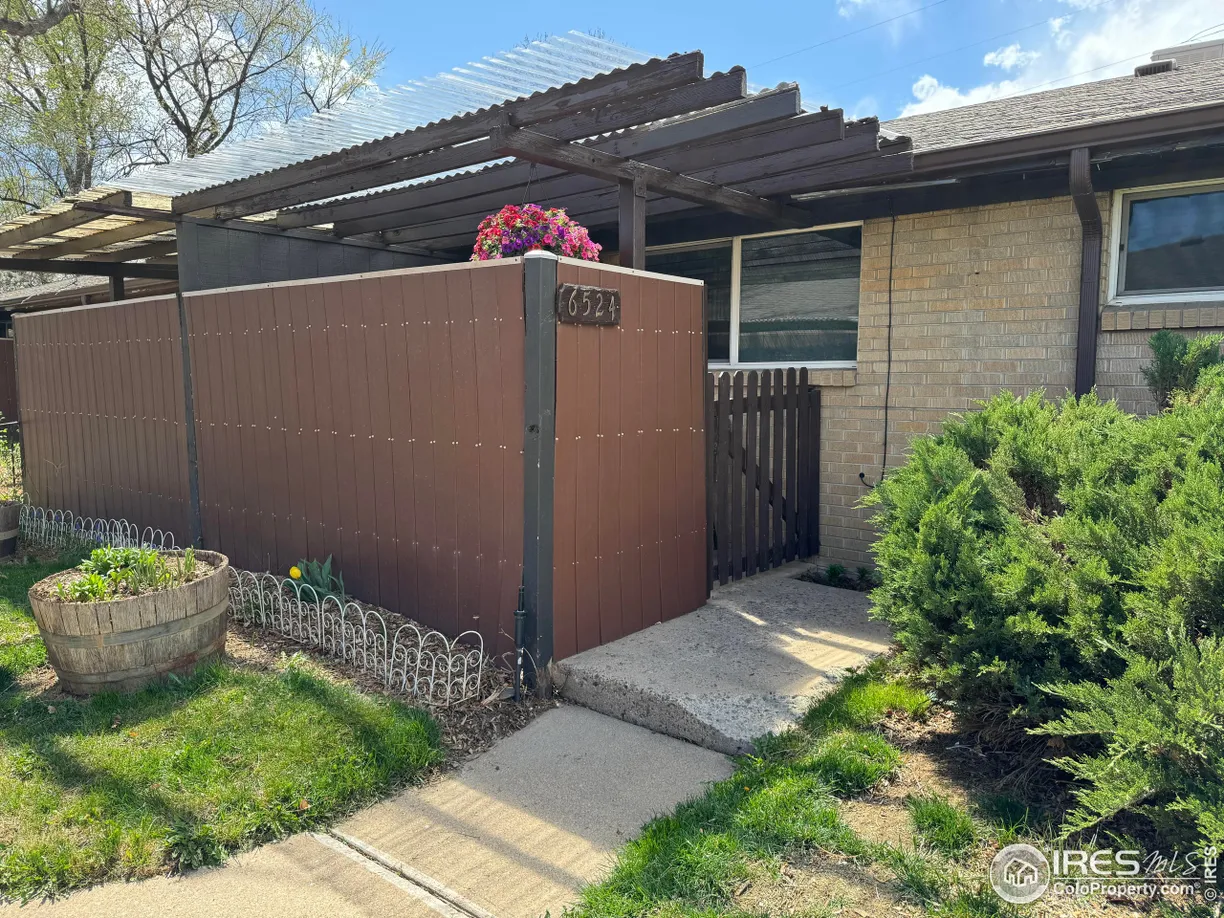 Denver Real Estate | View 14th Ave | 2 Beds, 1 Bath