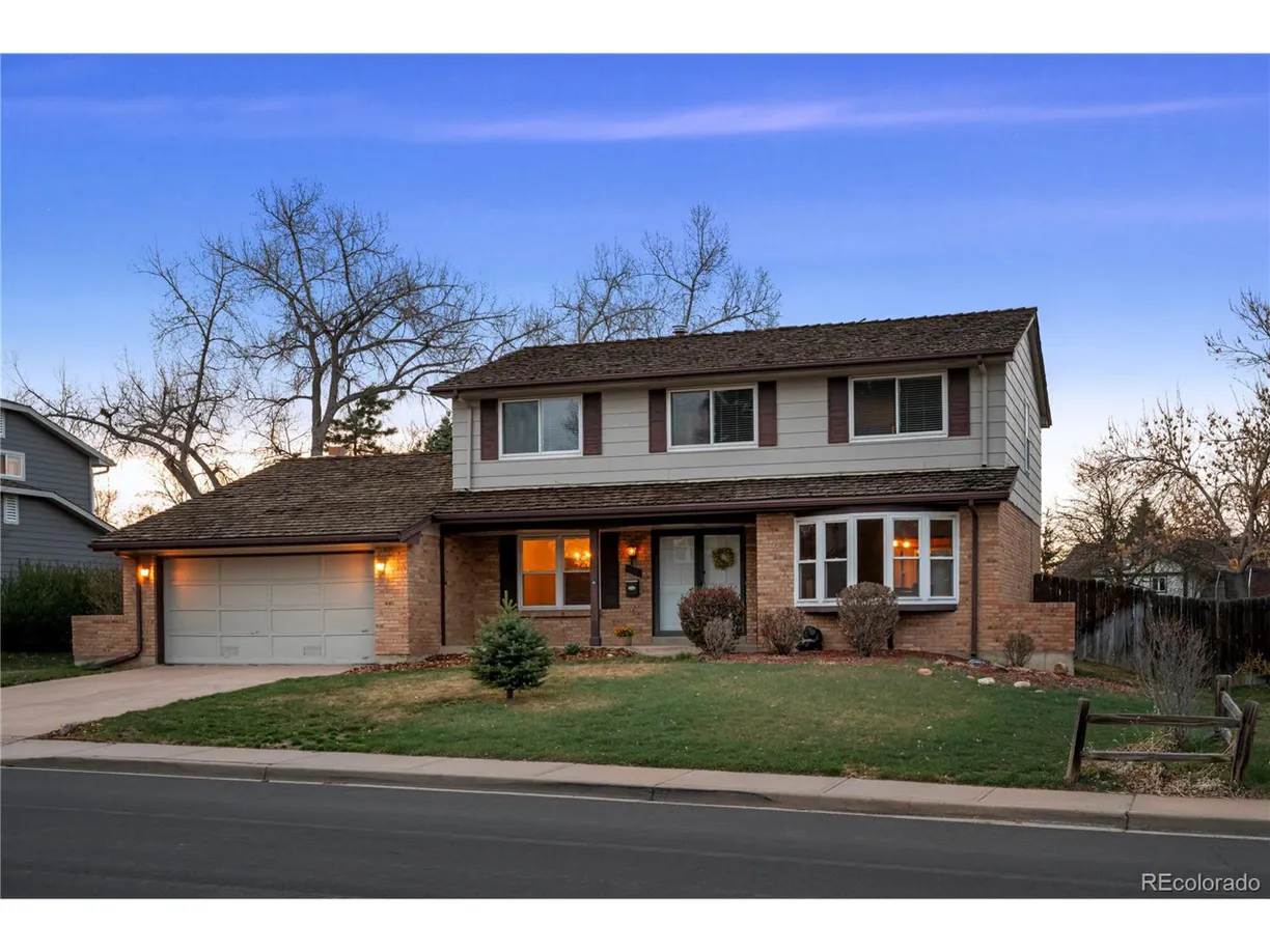 Denver Real Estate | View Berry Ave | 4 Beds, 2 Baths