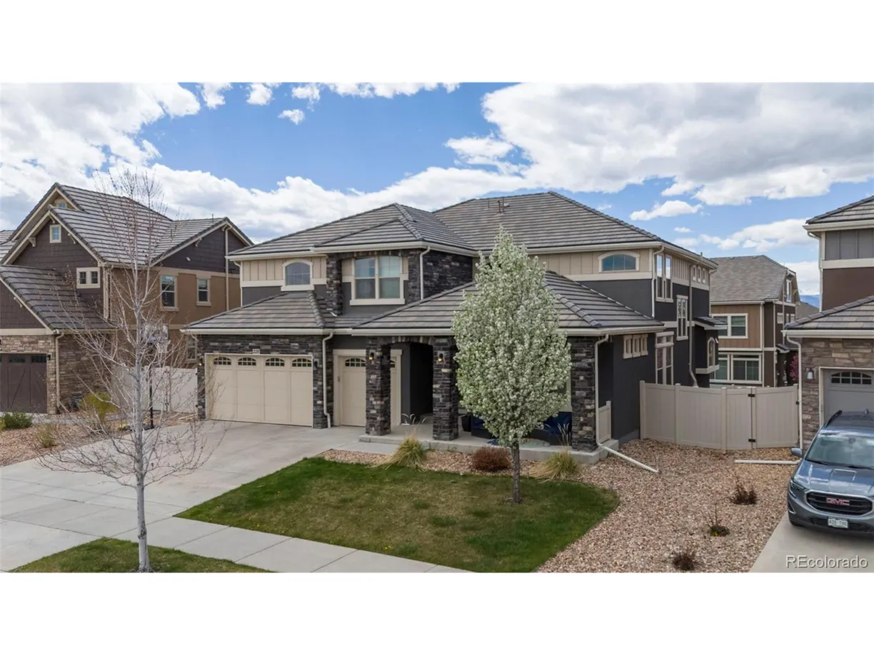 Denver Real Estate | View Highlands Cir | 6 Beds, 5 Baths