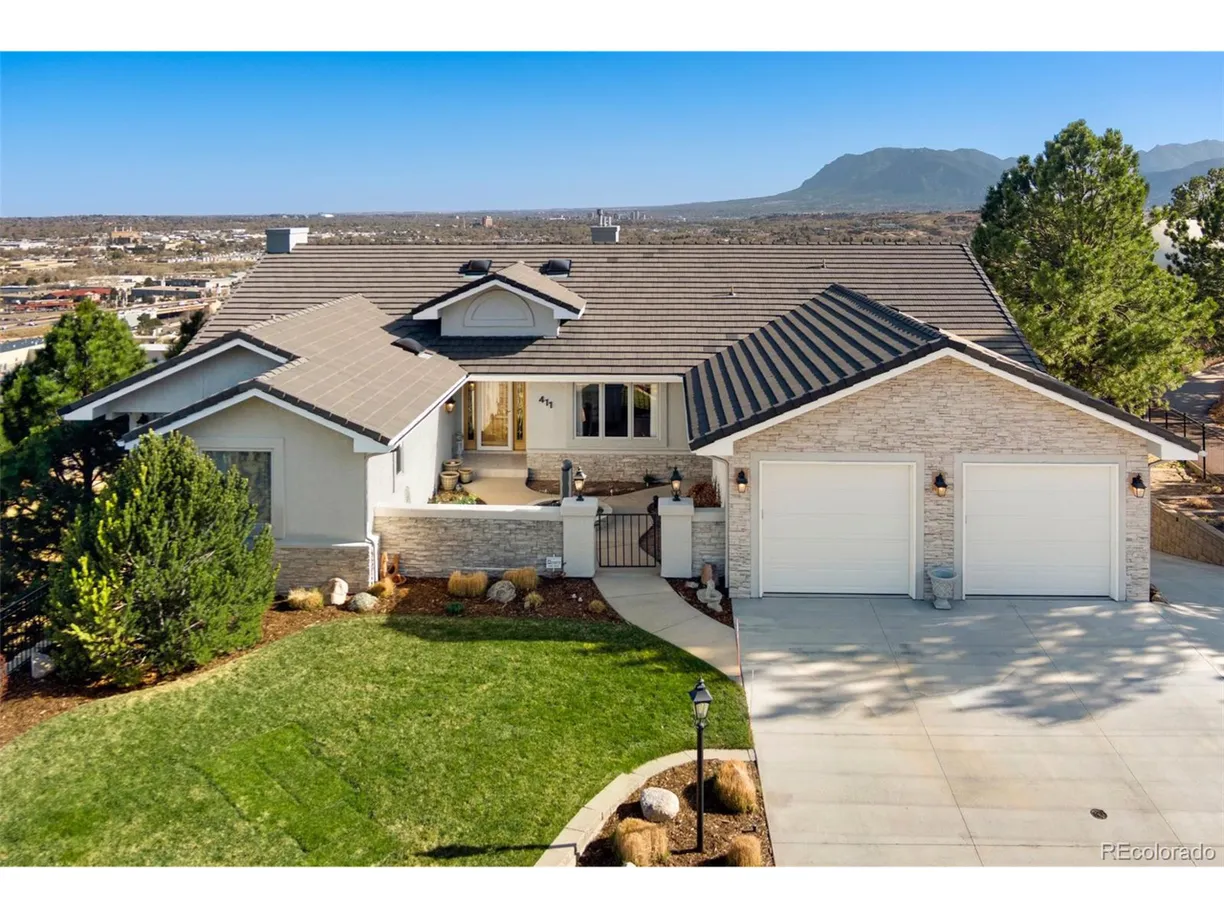 Denver Real Estate | View Sunbird Cliffs Ln | 5 Beds, 4 Baths