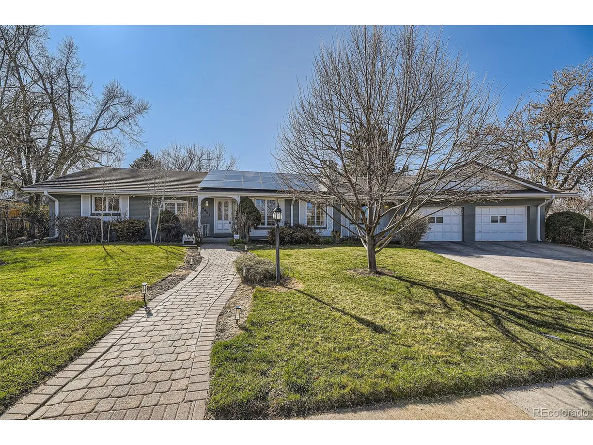 Denver Real Estate | View  | 5 Beds, 2 Baths