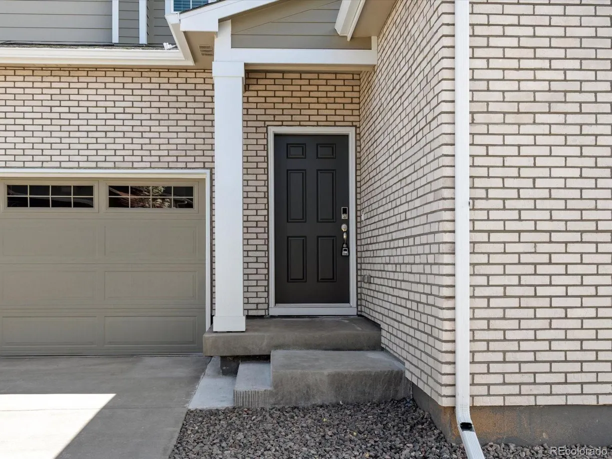 Denver Real Estate | View Red Rock Pl | Listing