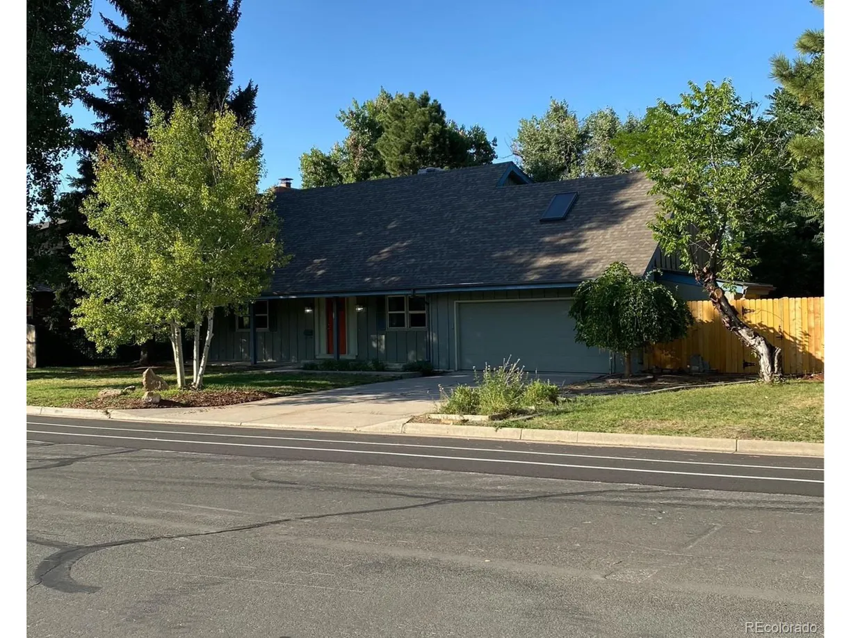 Denver Real Estate | View Orchard Rd | 3 Beds, 2 Baths