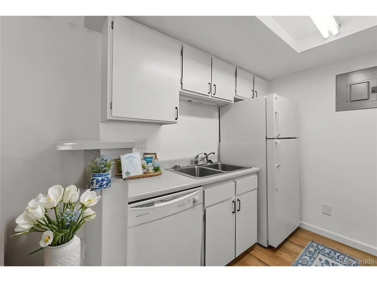 Denver Real Estate | View Fairmount Dr, D204 | Listing
