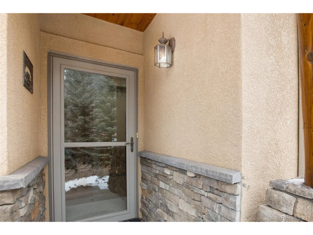 Denver Real Estate | View Elk Grove Ln | Listing