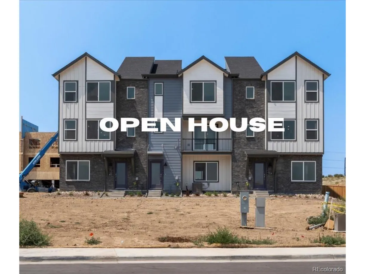 Denver Real Estate | View  | 4 Beds, 3 Baths