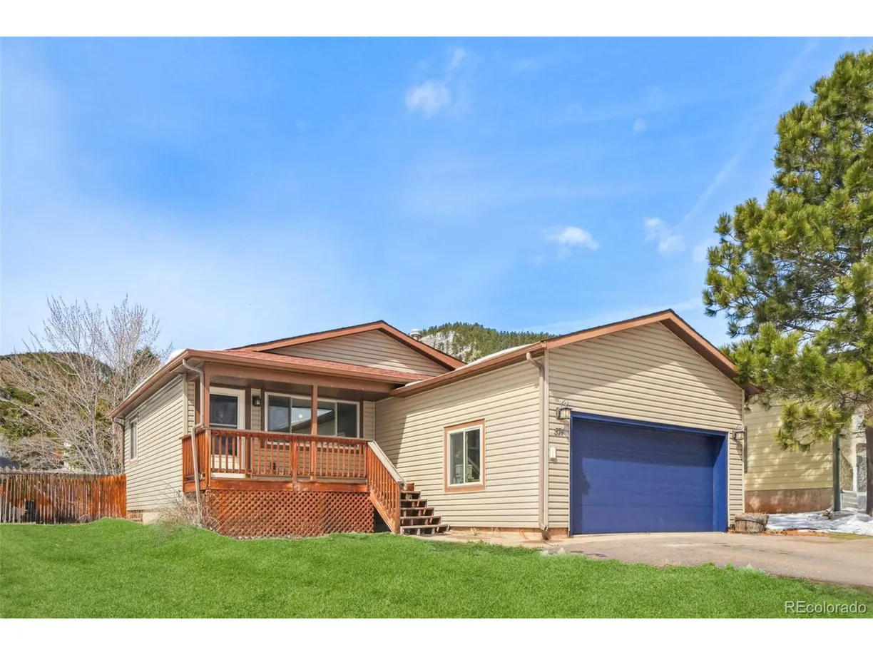 Denver Real Estate | View El Paso Rd | 3 Beds, 2 Baths