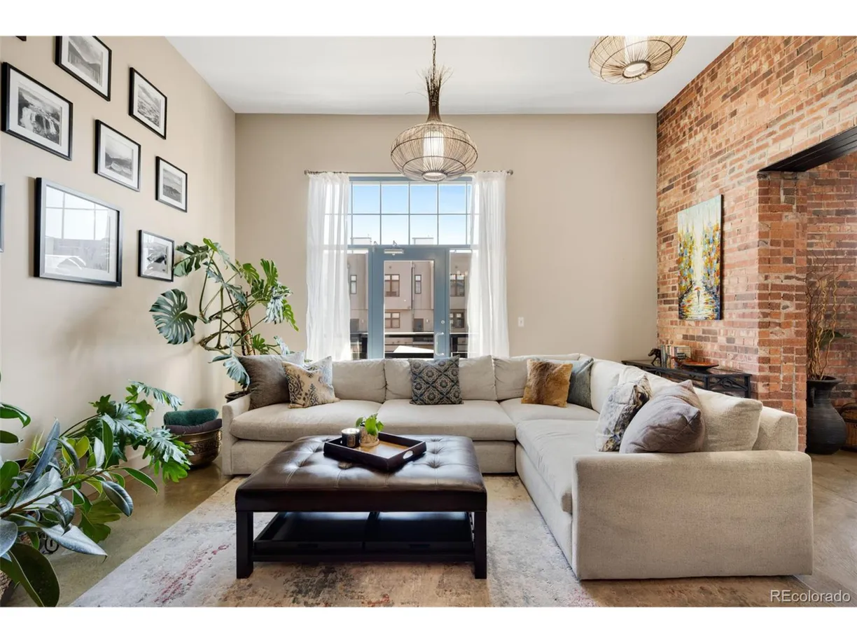 Denver Real Estate | View Walnut St, 201 | 1 Bed, 1 Bath