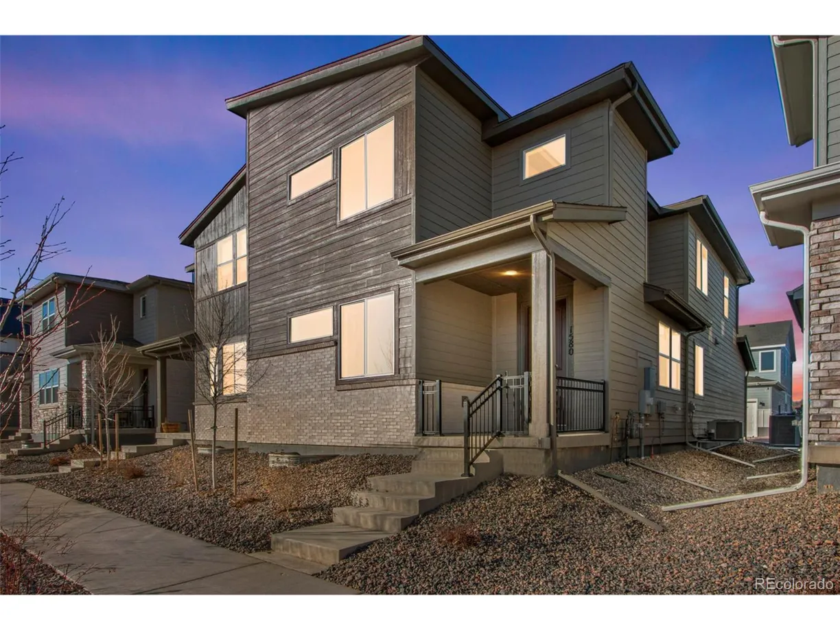 Denver Real Estate | View 3rd Ave | 4 Beds, 3 Baths