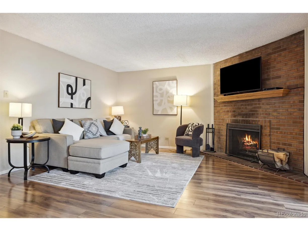 Denver Real Estate | View Monaco Pkwy, A | 2 Beds, 2 Baths