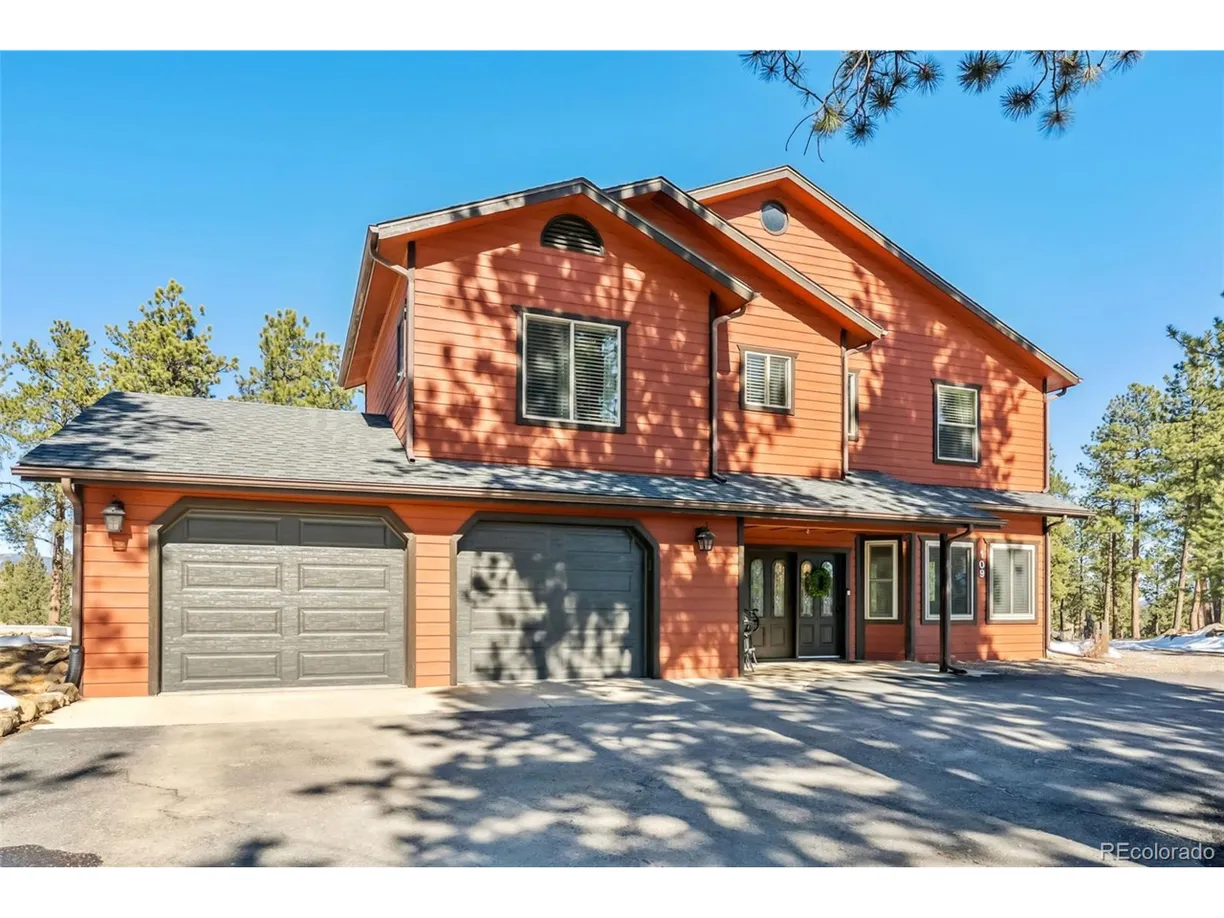 Denver Real Estate | View  | 3 Beds, 2 Baths