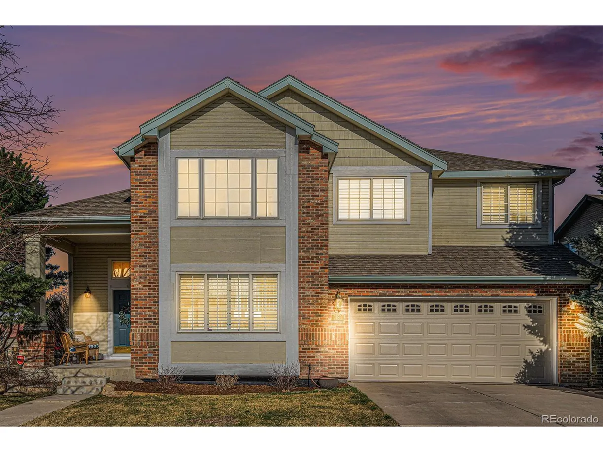 Denver Real Estate | View 114th Loop | 5 Beds, 3 Baths