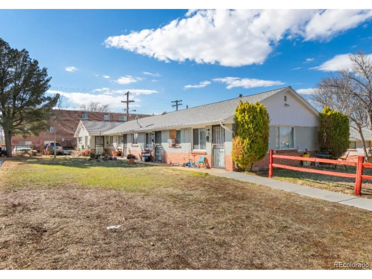 Denver Real Estate | View Akron St | Listing