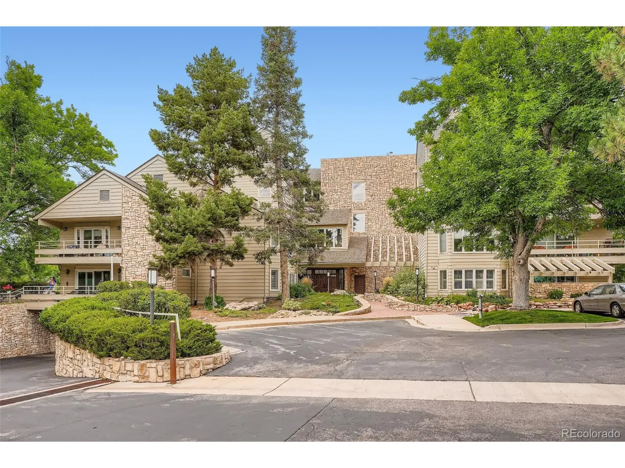 Yosemite St #304, Denver, CO 80237 Property for sale