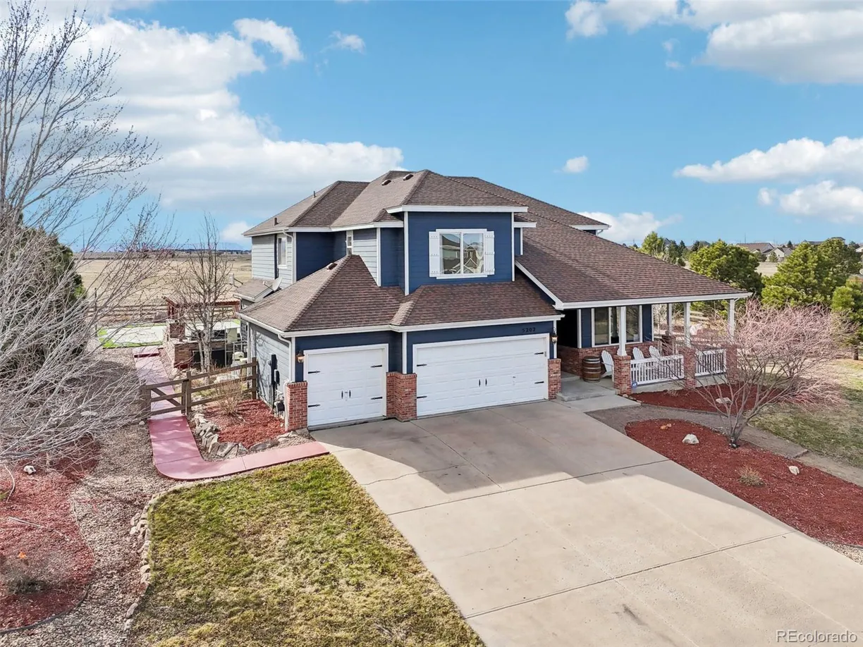 Denver Real Estate | View Fairfield Cir | 5 Beds, 4 Baths