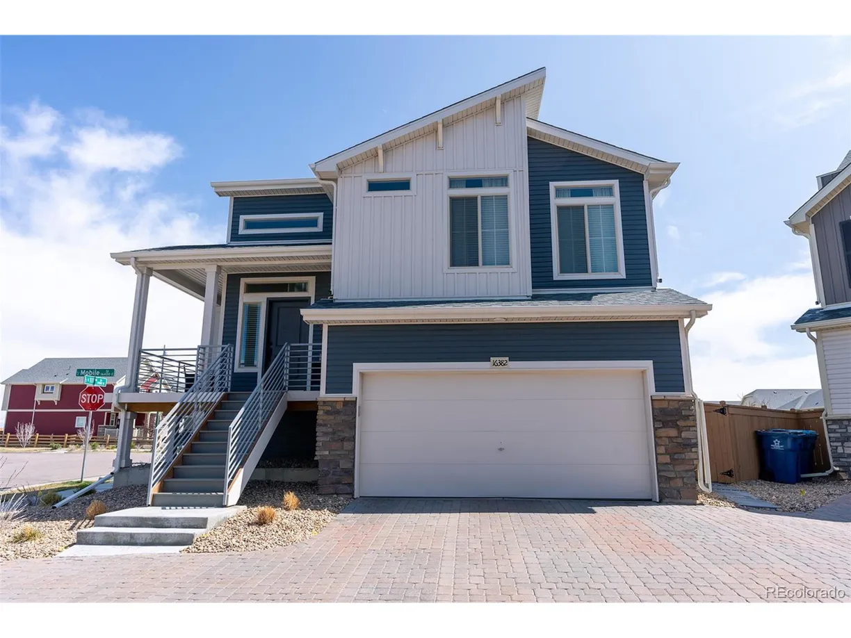 Denver Real Estate | View 111th Dr | 2 Beds, 2 Baths