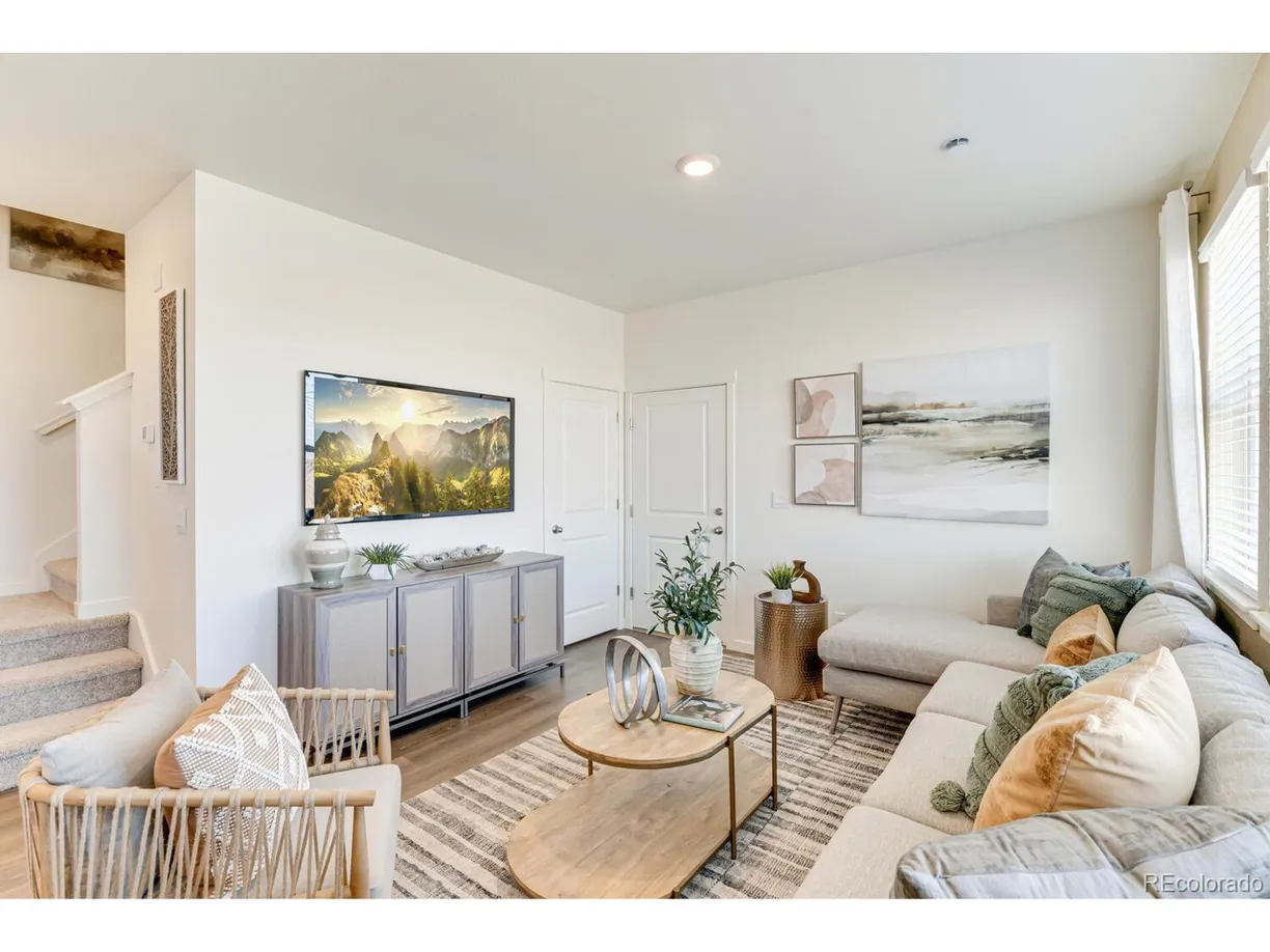 Denver Real Estate | View 6th Ave | Listing