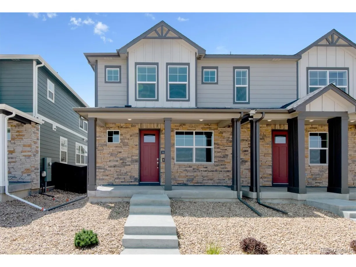 Denver Real Estate | View 6th Ave | 3 Beds, 2 Baths