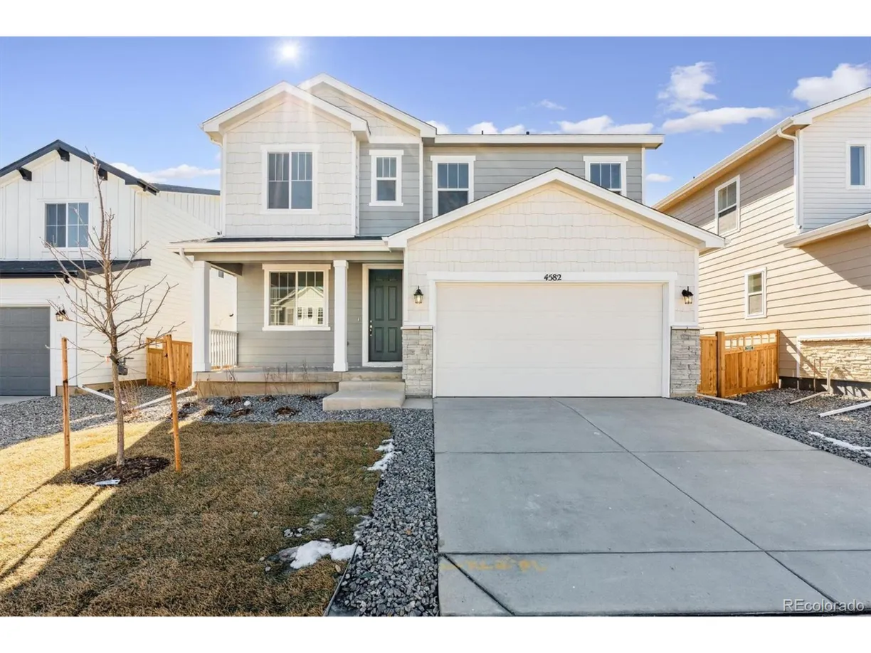 Denver Real Estate | View Boone Cir | 4 Beds, 2 Baths
