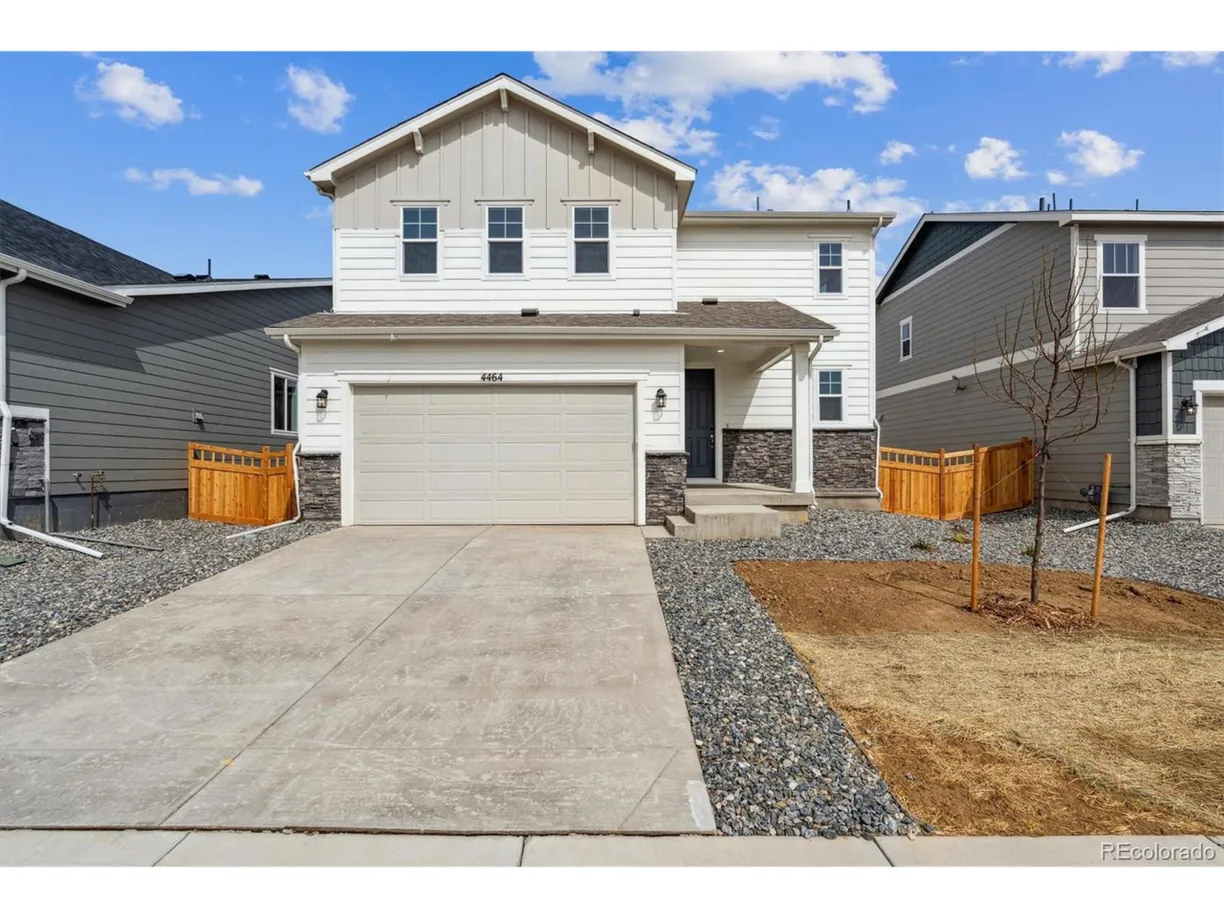 Denver Real Estate | View Boone Cir | 3 Beds, 2 Baths