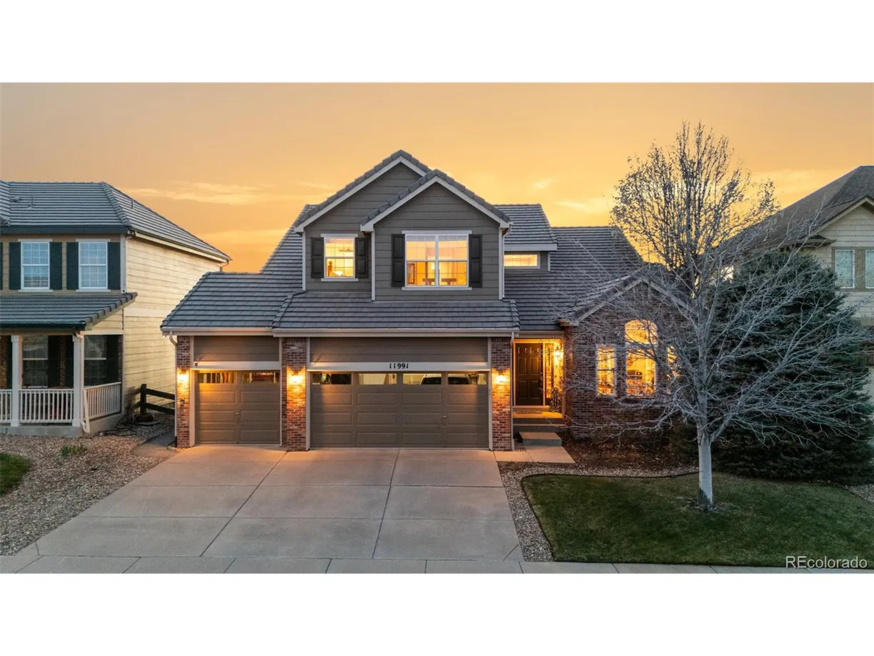 Denver Real Estate | View Hazy Hills Dr | 4 Beds, 3 Baths