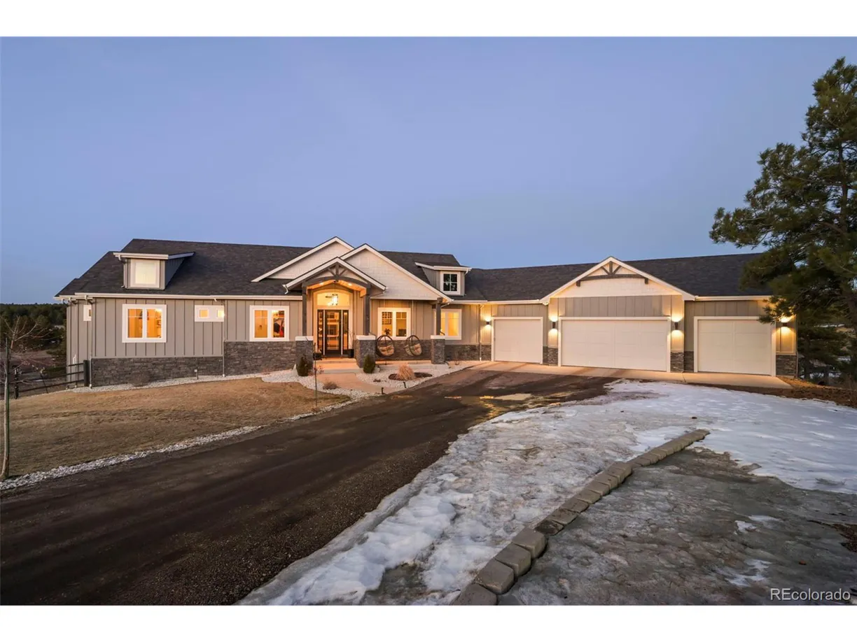 Denver Real Estate | View Walker Rd | 5 Beds, 3 Baths