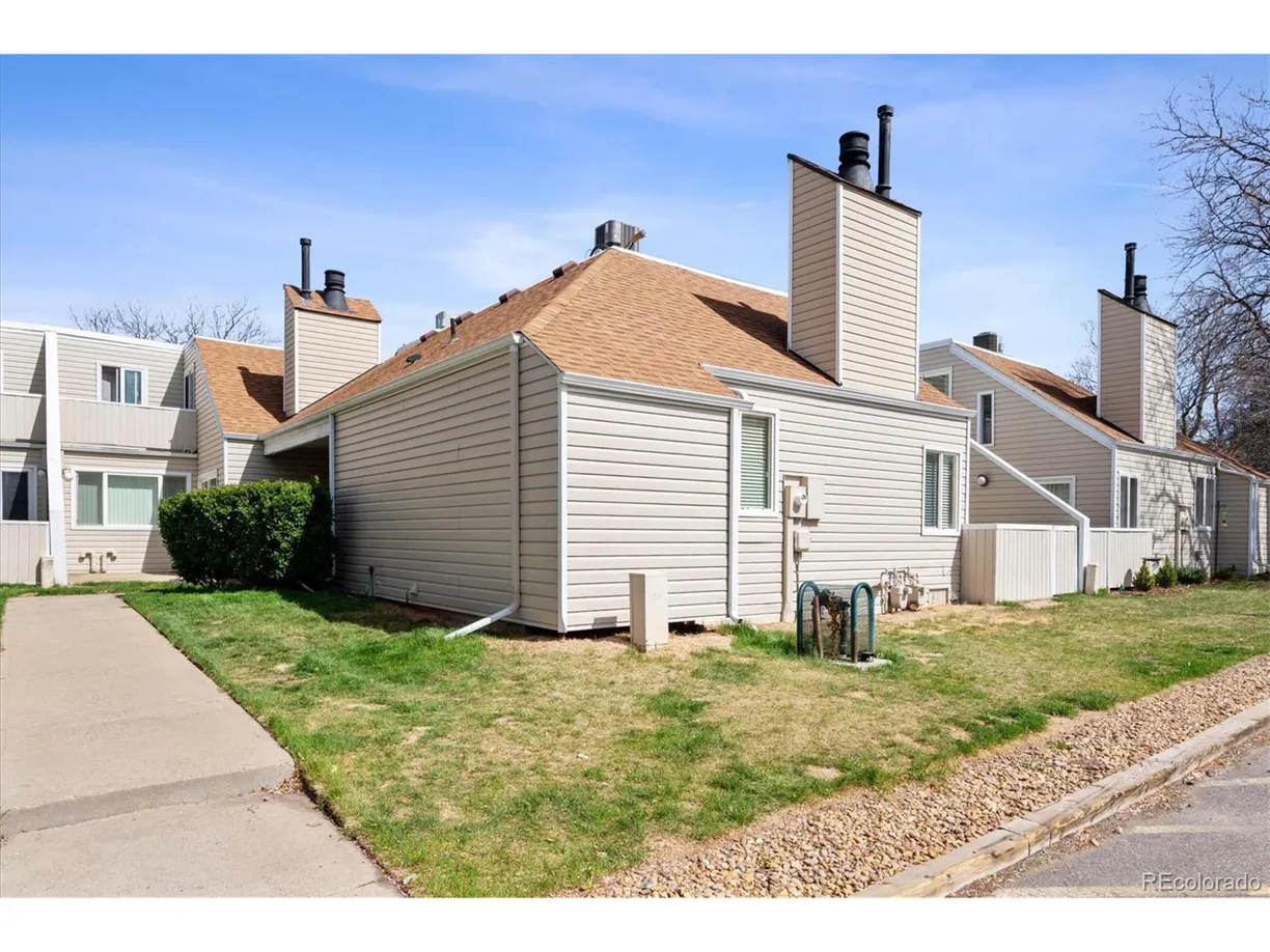 Denver Real Estate | View Yale Ave, D | 2 Beds, 2 Baths