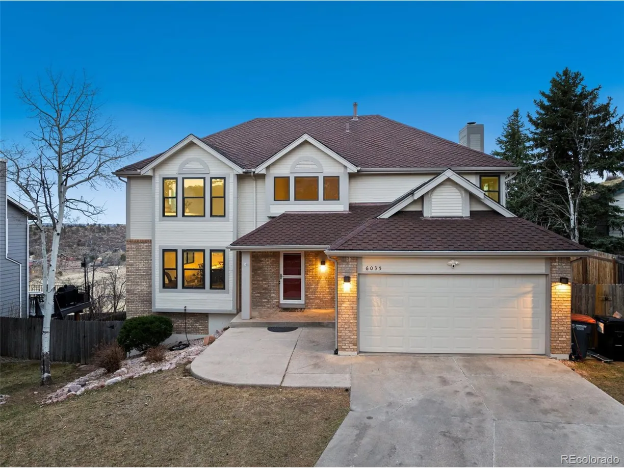 Denver Real Estate | View Moorfield Ave | 4 Beds, 3 Baths