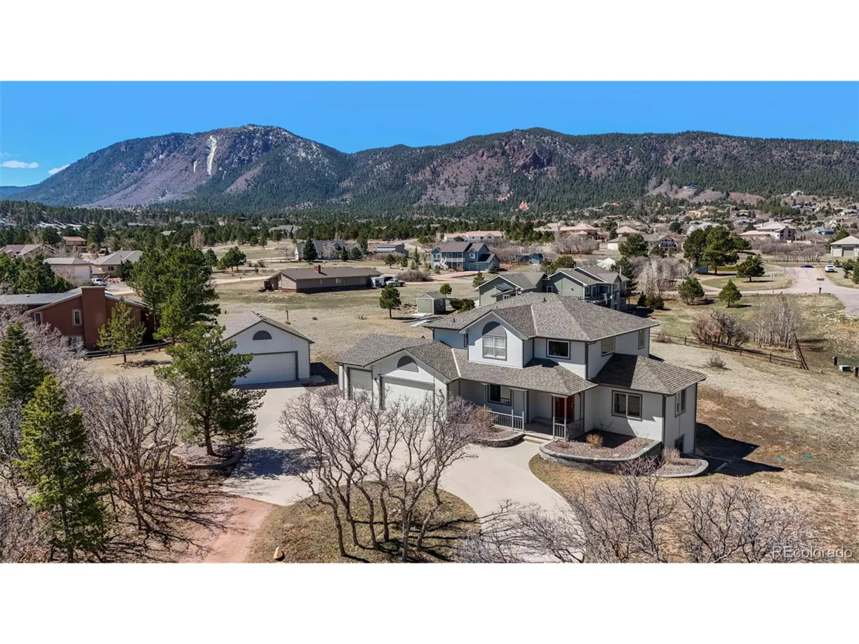 Denver Real Estate | View El Rancho Way | 5 Beds, 3 Baths