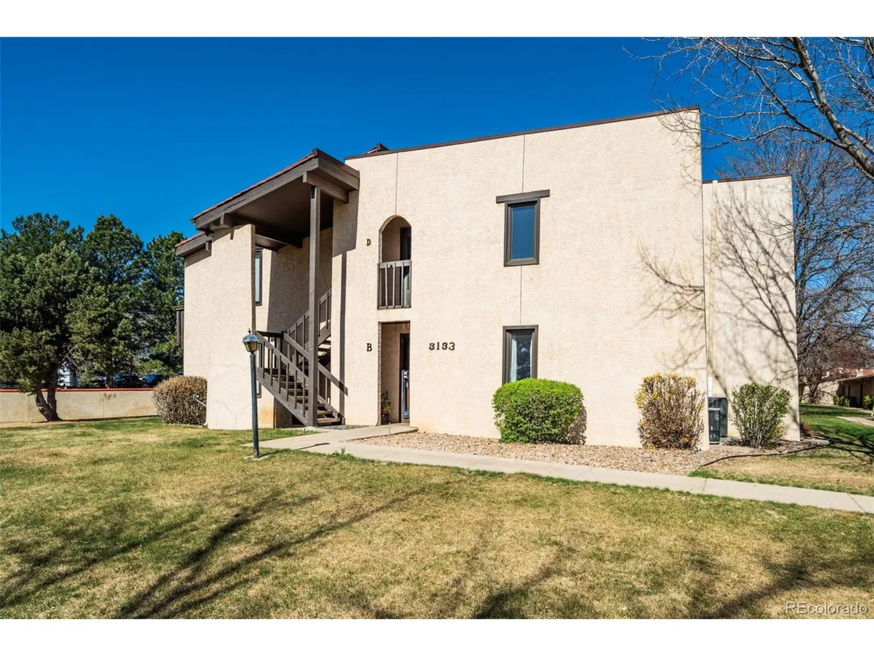 Denver Real Estate | View Broadmoor Valley Rd, B | 2 Beds, 2 Baths