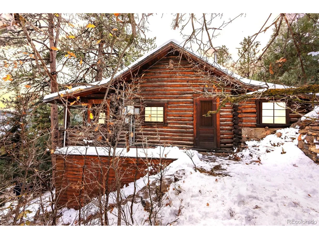 Denver Real Estate | View Seminole Rd | 1 Bed