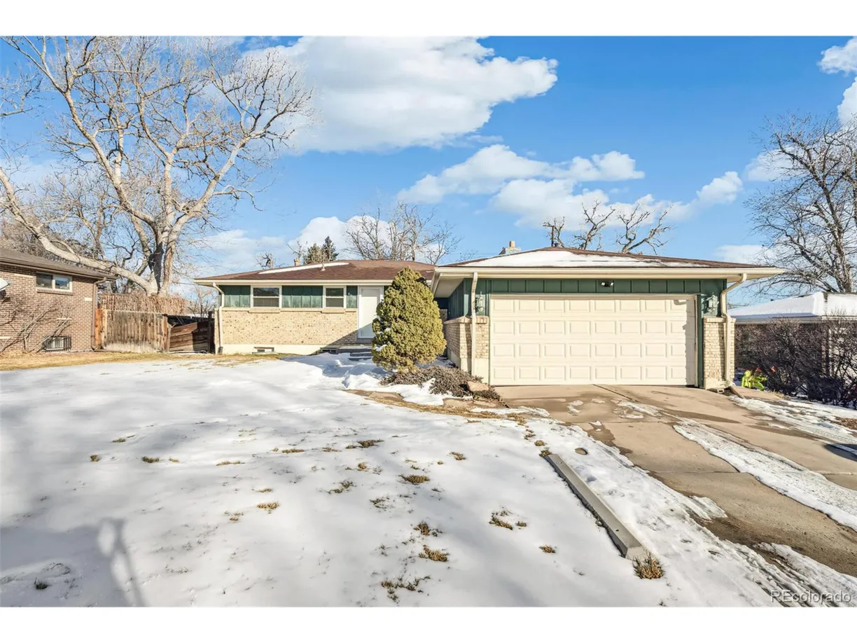 Denver Real Estate | View Vance St | 4 Beds, 2 Baths
