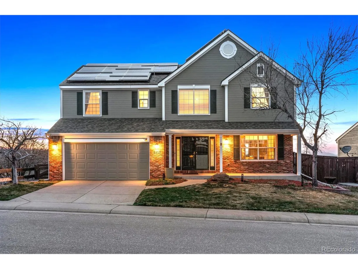 Denver Real Estate | View Candlewood Ln | 6 Beds, 4 Baths