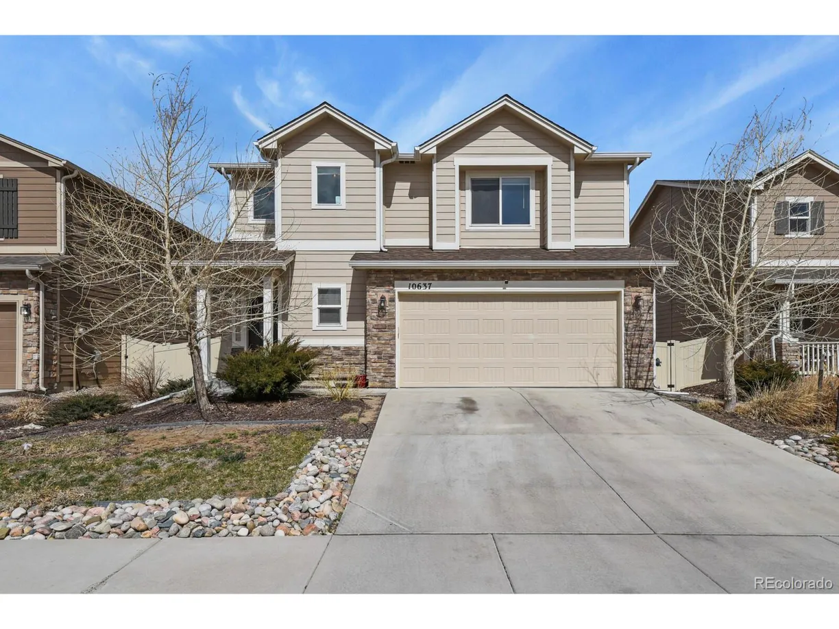 Denver Real Estate | View Hidden Prairie Pkwy | 3 Beds, 2 Baths