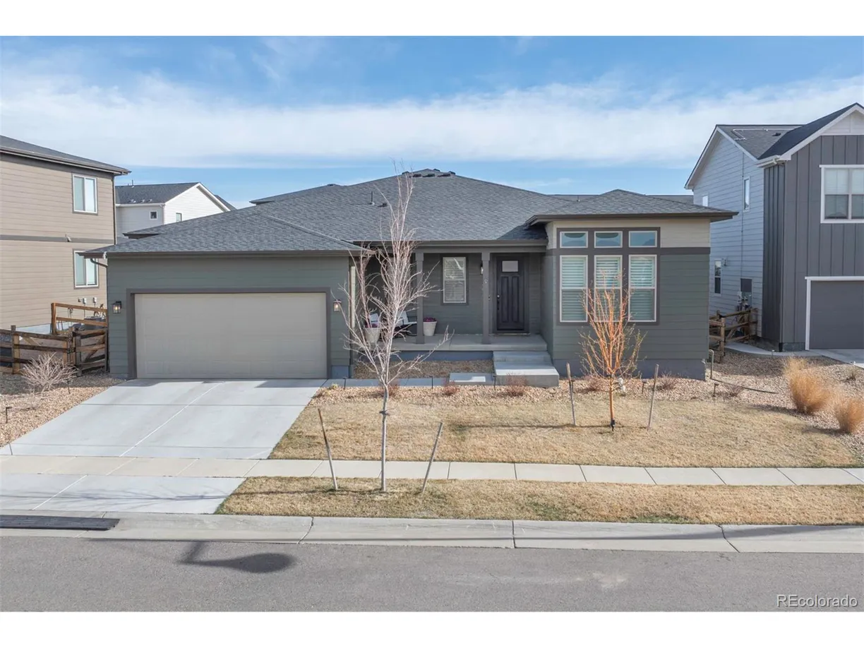 Denver Real Estate | View Bayshore St | 4 Beds, 3 Baths