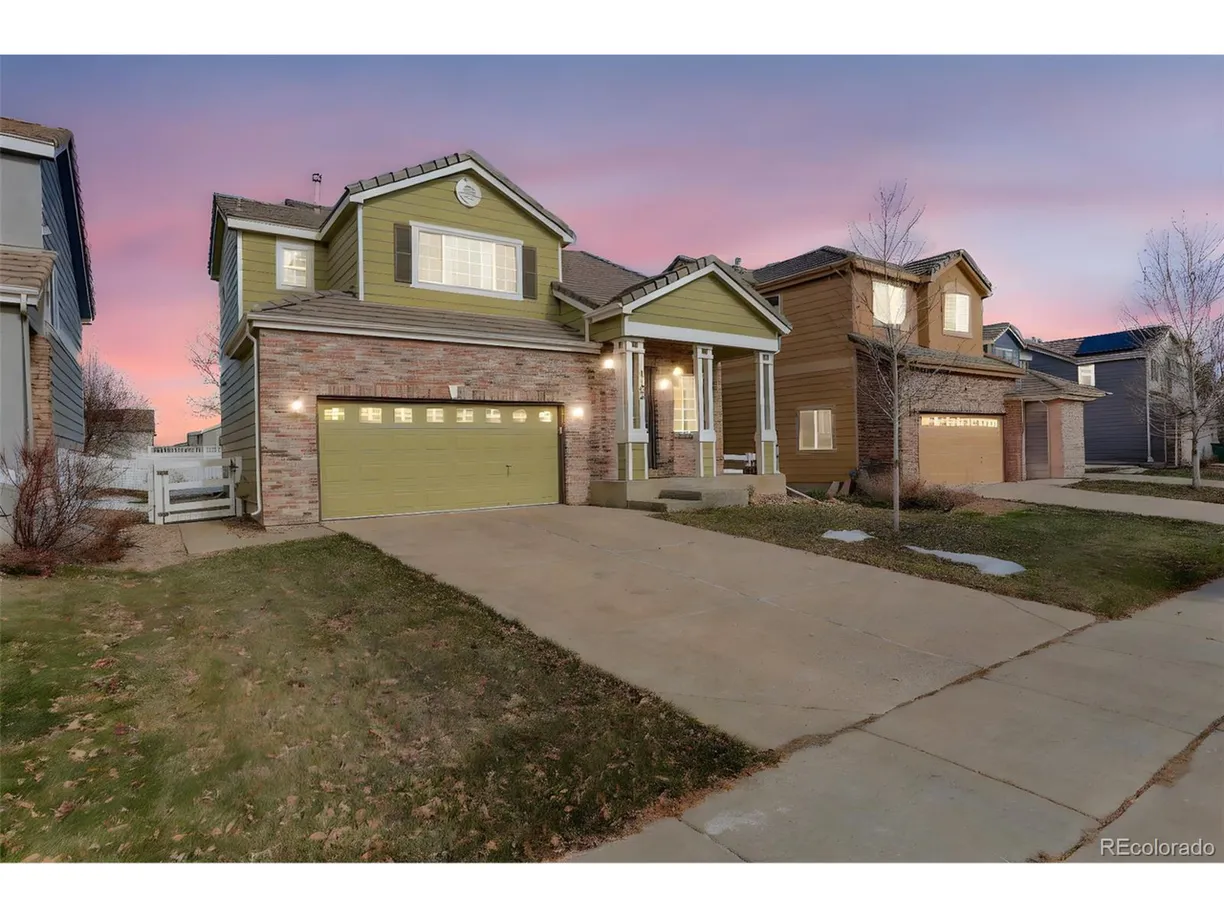 Denver Real Estate | View Fultondale Cir | 2 Beds, 2 Baths