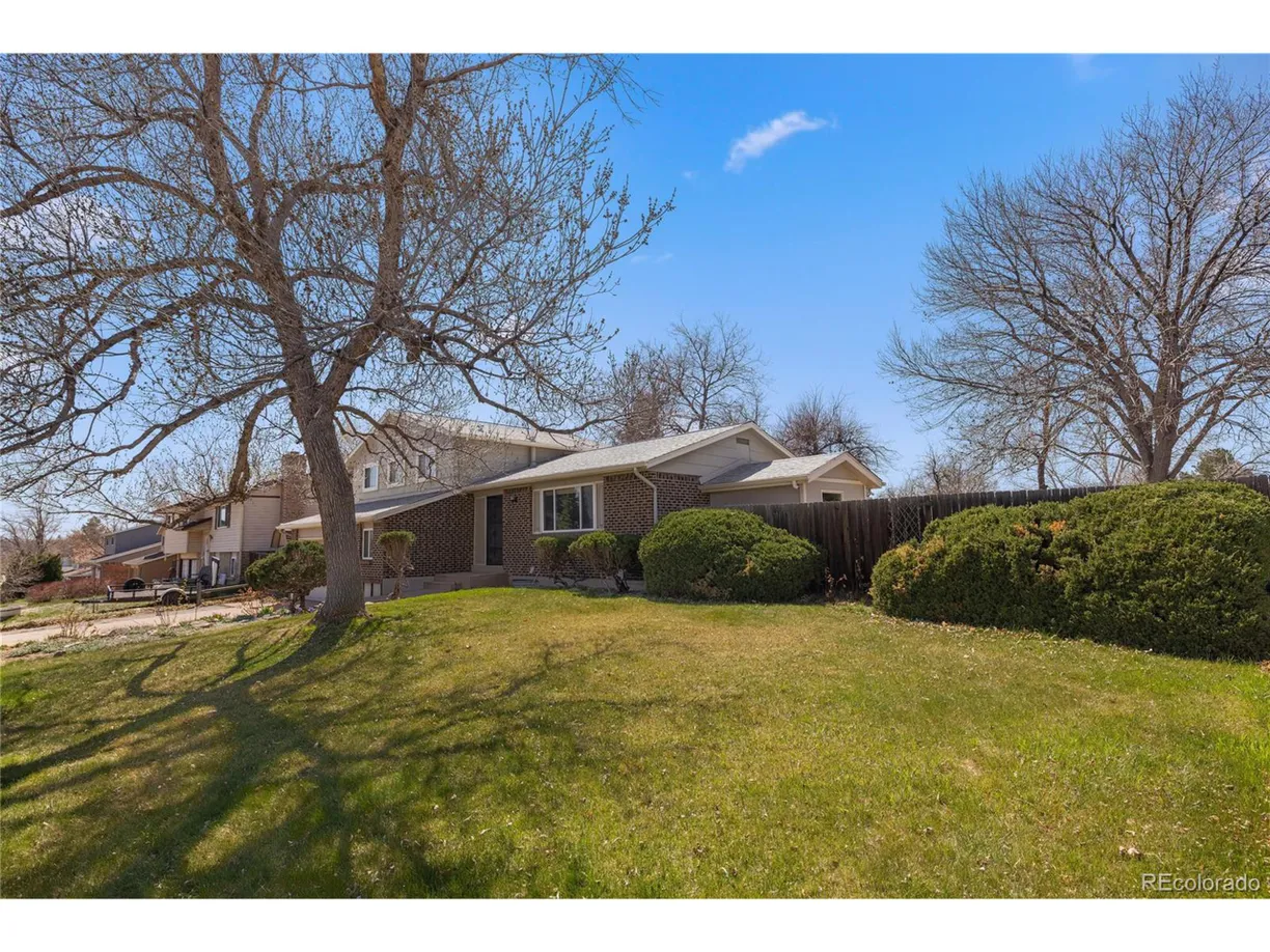 Denver Real Estate | View Beech St | Listing