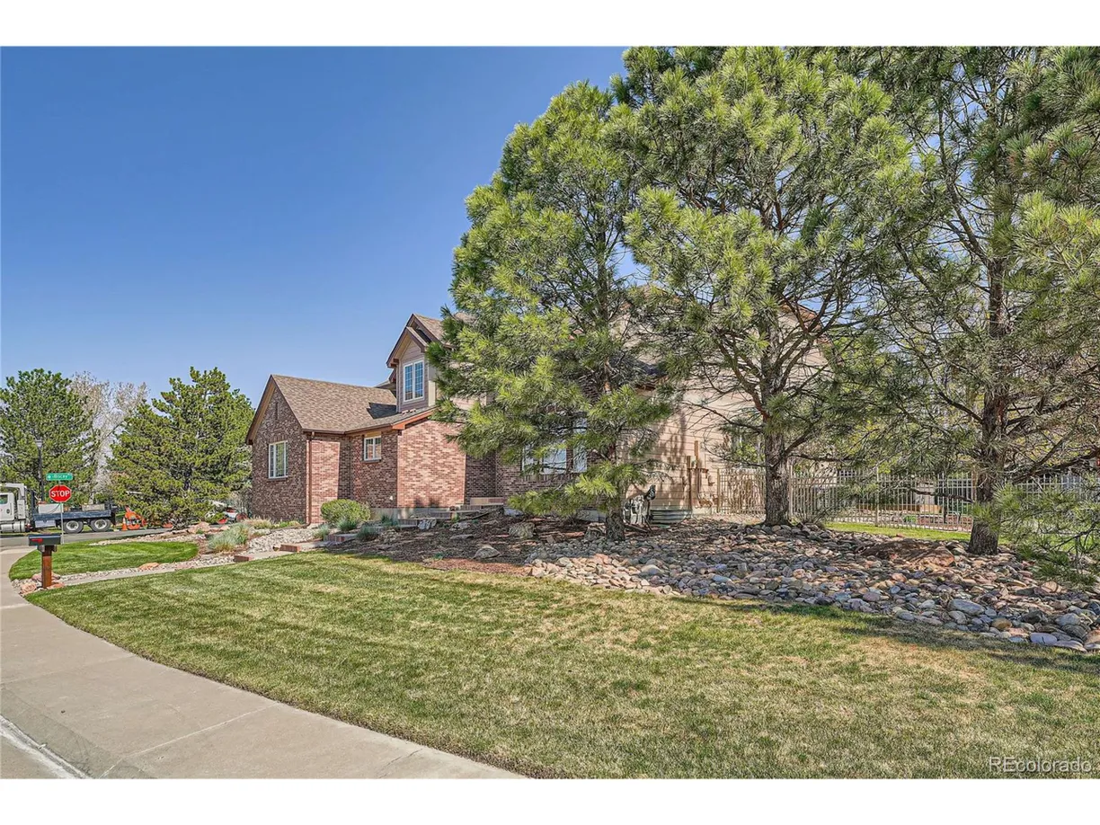 Denver Real Estate | View Pinewood Dr | Listing