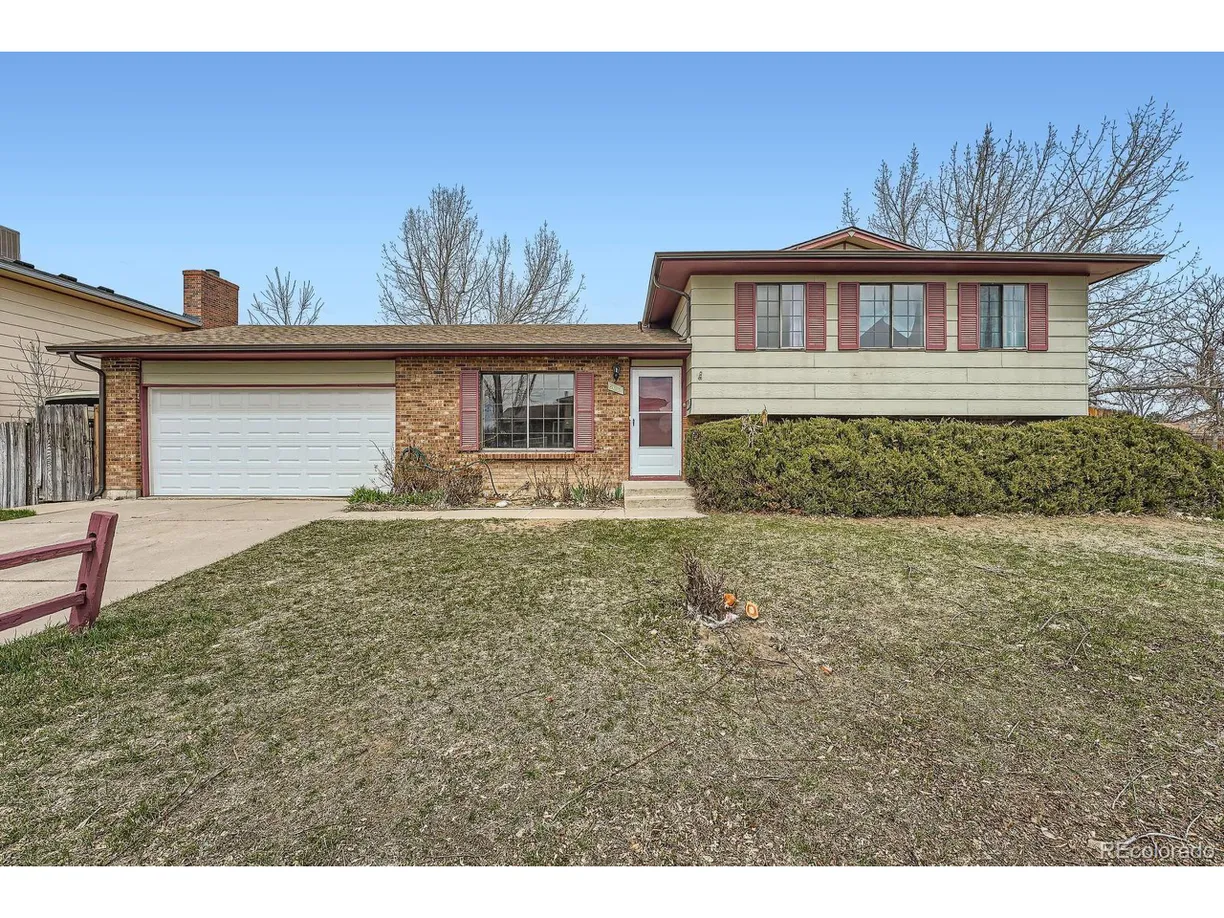 Denver Real Estate | View Stanford Ave | 4 Beds, 2 Baths