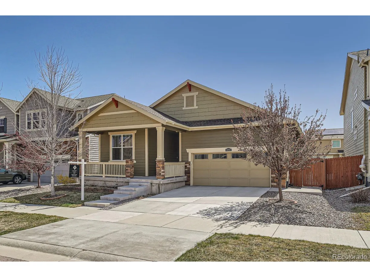 Denver Real Estate | View  | 5 Beds, 3 Baths