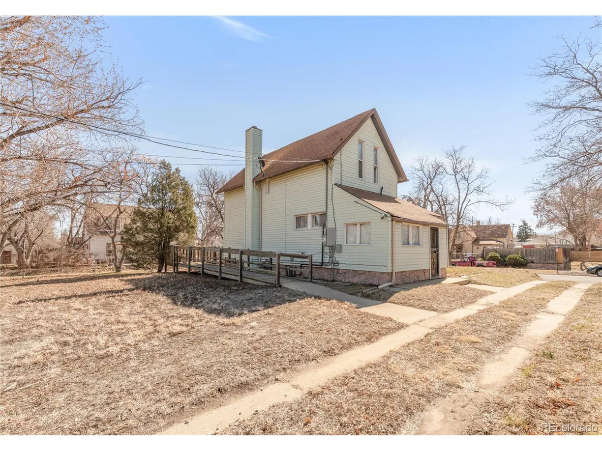 Denver Real Estate | View Alcott St | 4 Beds, 1 Bath